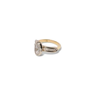 Abaft Engagement Ring
