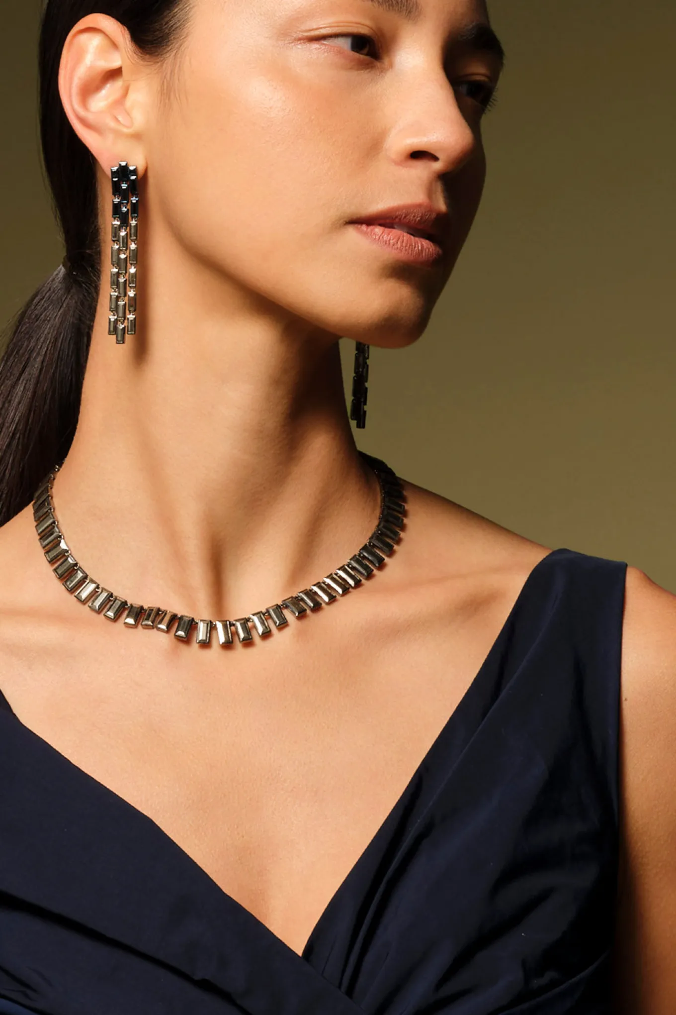 baguette_tile_rivire_neck_3.webp Baguette Tile Rivière Necklace - Pyrite