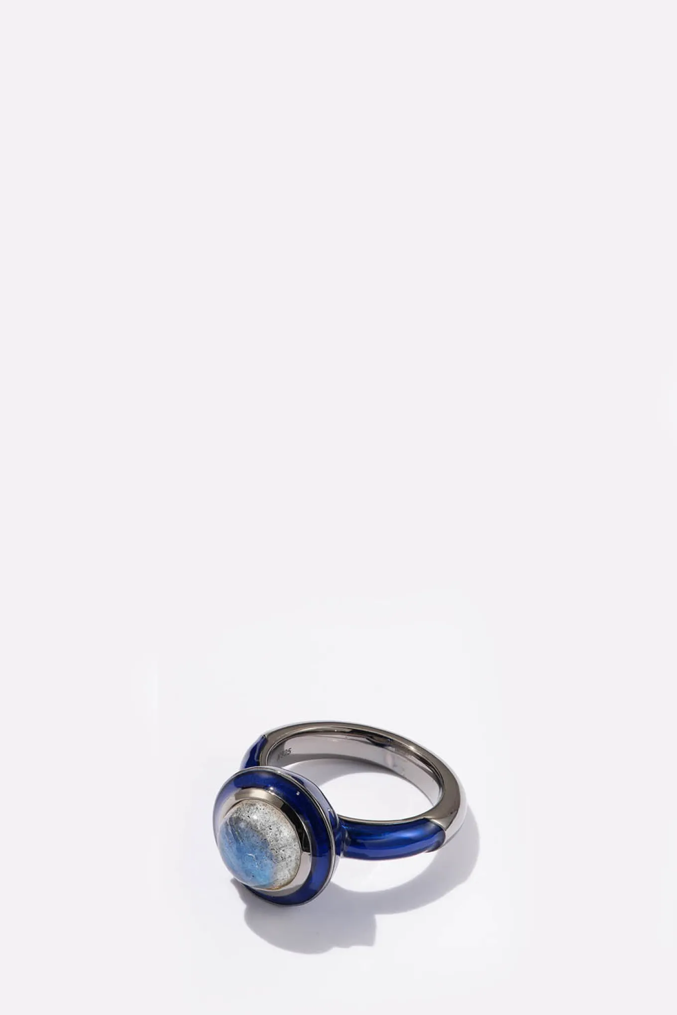 dot_lacquer_solitaire_rin_0-1.webp Dot Lacquer Solitaire Ring - Labradorite