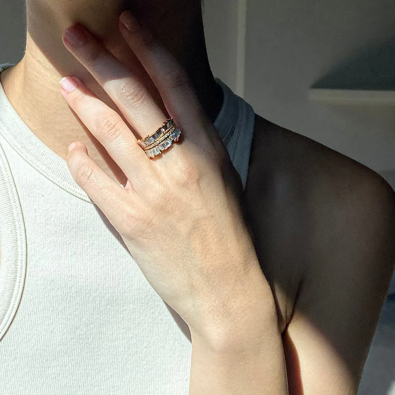 double_ruched_ribbon_ring_1-2.webp Double Ruched Ribbon Ring - Diamond