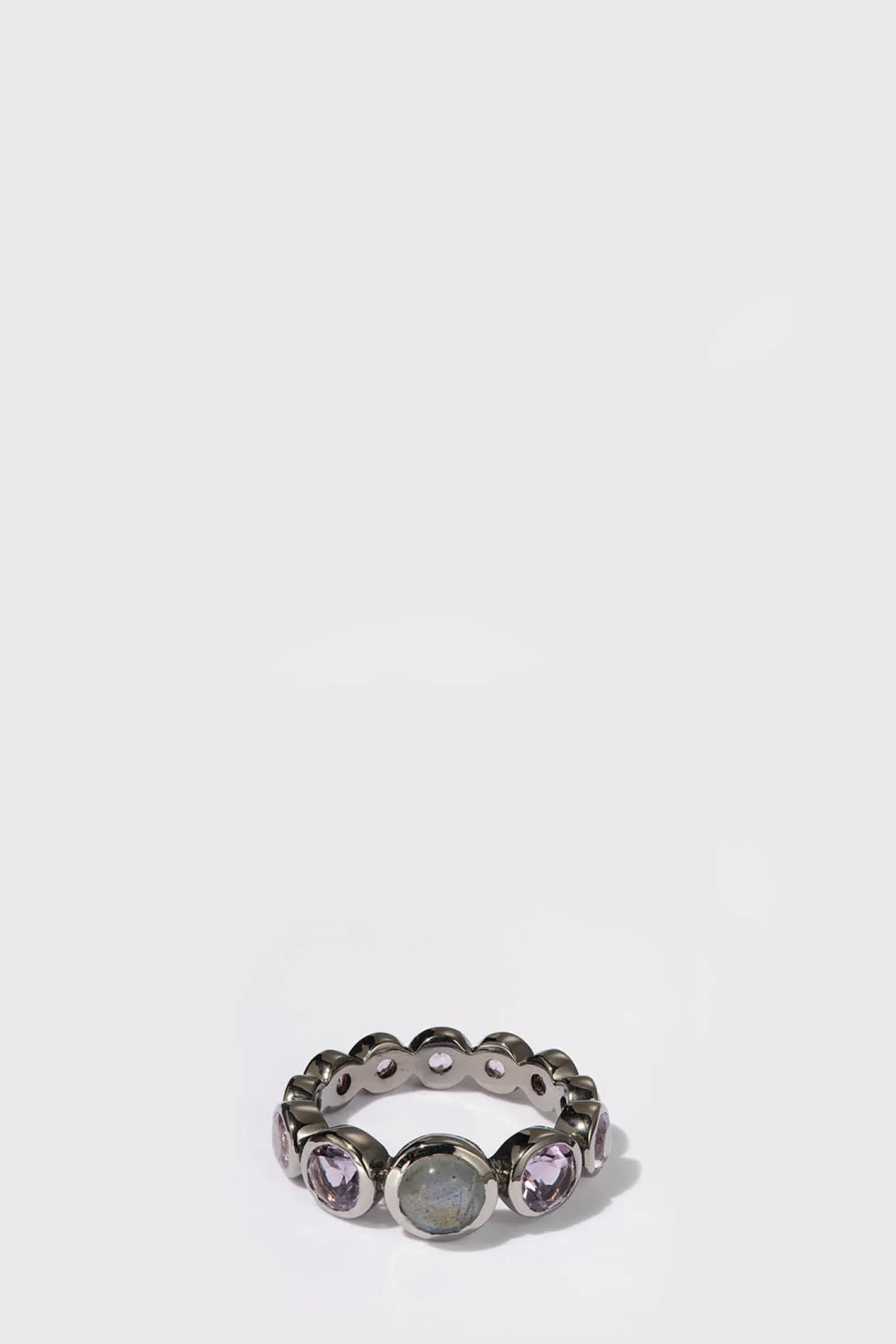 graduated_dot_ring__labra_0.webp Graduated Dot Ring - Labradorite & Rose of France
