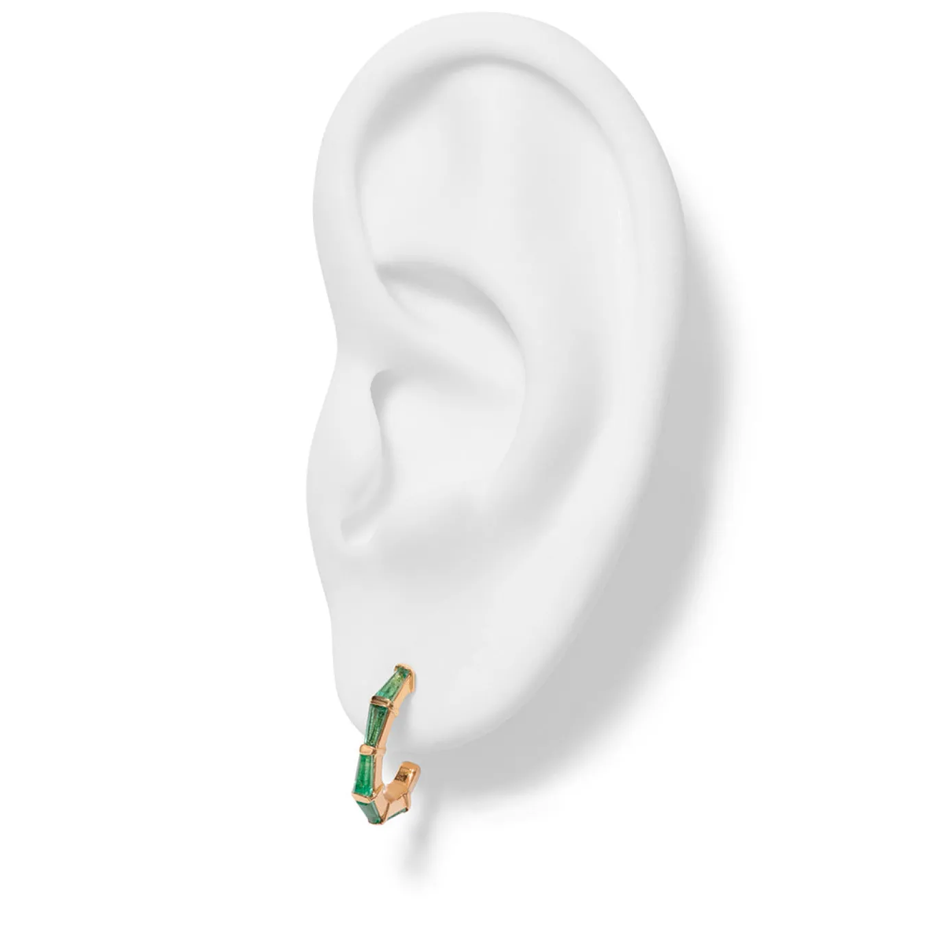 hilvanado_stitch_oval_min_1.webp Hilvanado Stitch Oval Mini Hoop Earrings - Emerald