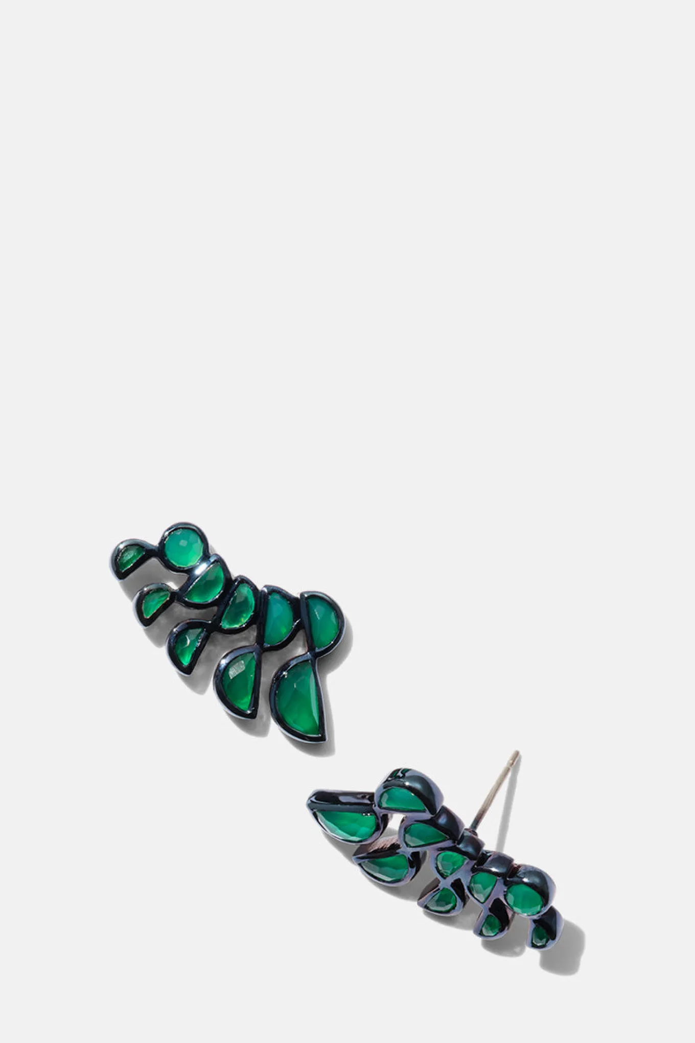 lobster_earrings__green_o_0.webp Lobster Earrings - Green Onyx
