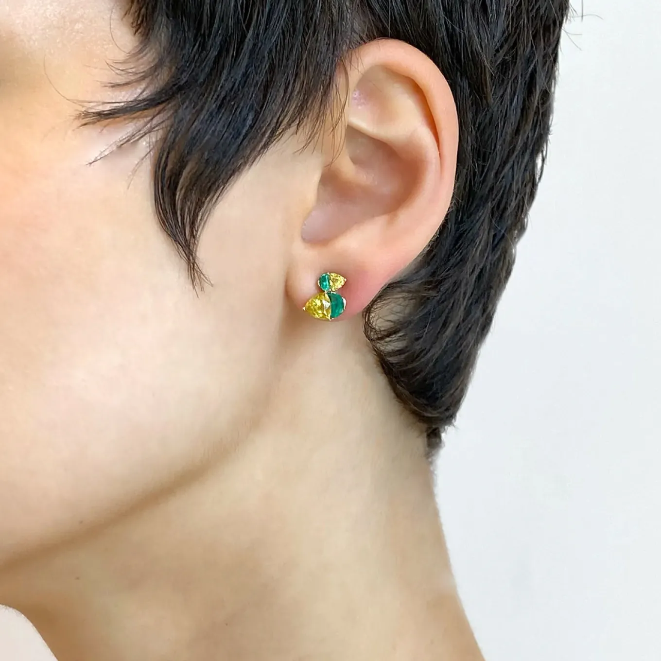 mallard_studs__emerald_an_1-1.webp Mallard Studs - Emerald and Sphene