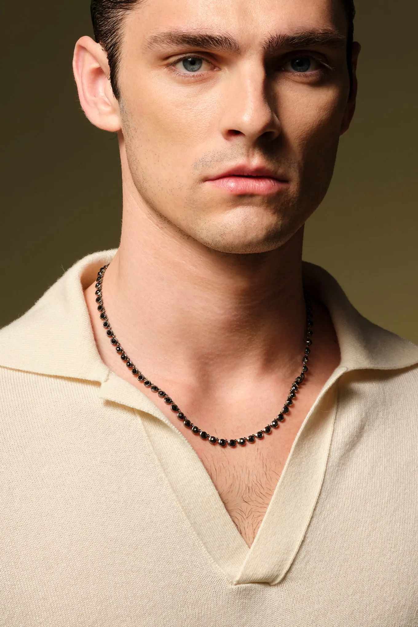 mens_petite_dot_rivire_ne_0.webp Men's Petite Dot Rivière Necklace - Black Spinel
