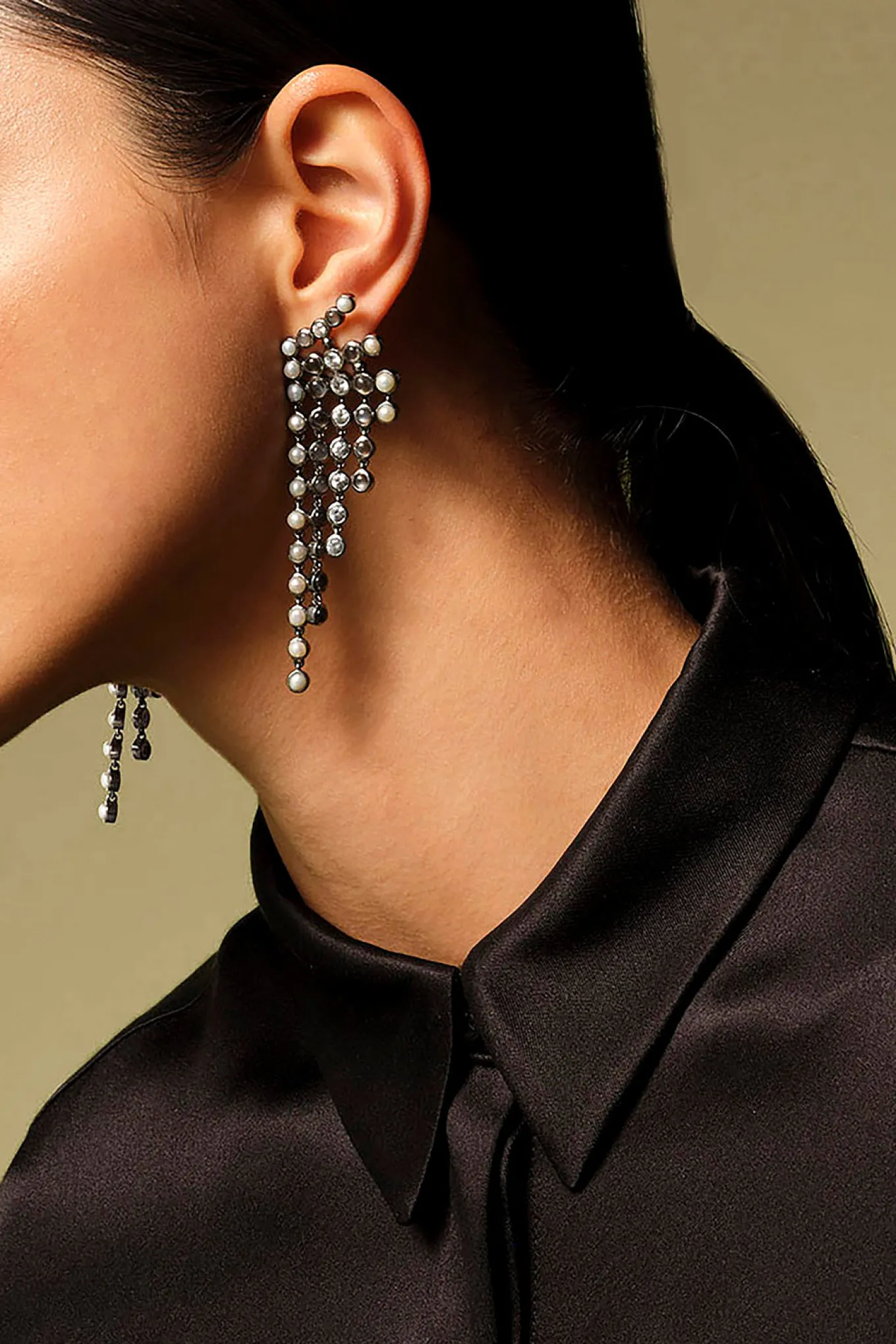 pixelated_fringes_earring_3.webp Pixelated Fringes Earrings - Pearl, White Zircon & Black Sheen Moonstone