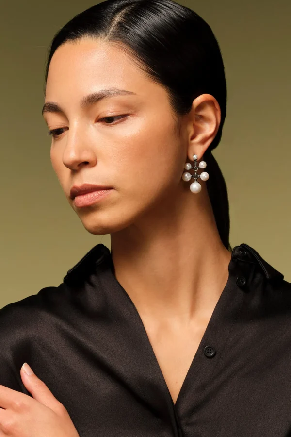 Radiant Earrings - Pearl