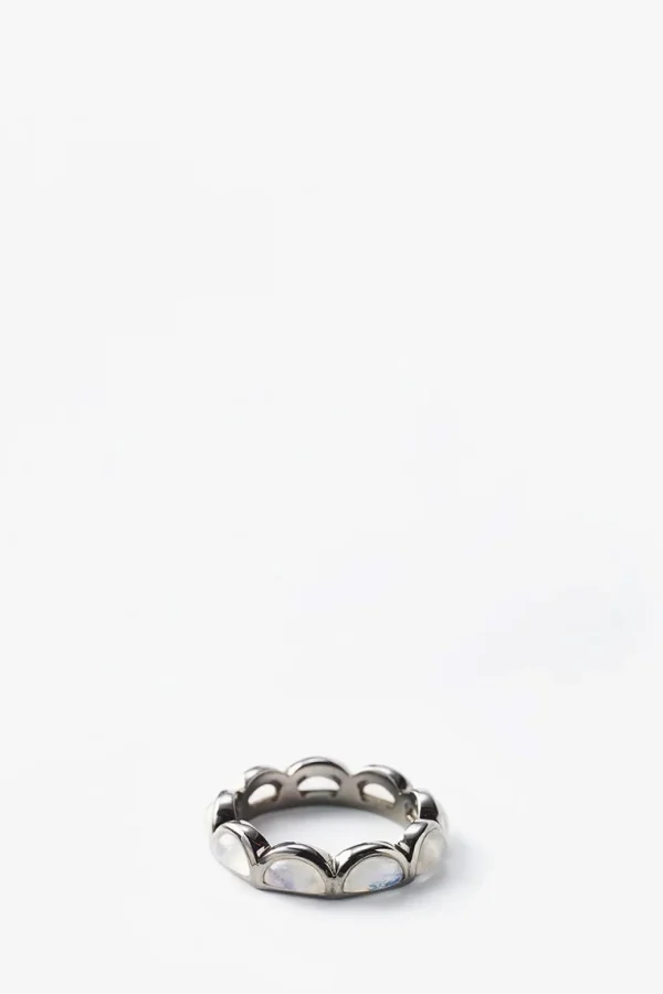 Small Scallop Band Ring - Rainbow Moonstone