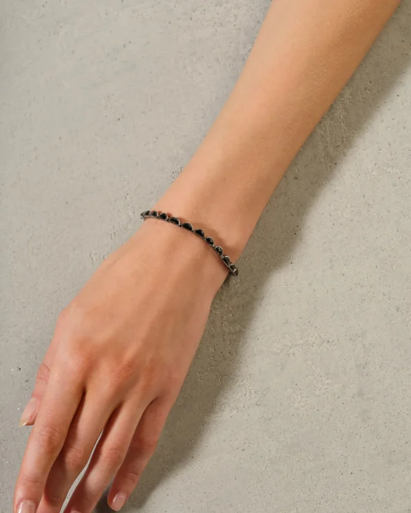 Small Scallop Tennis Bracelet - Black Spinel