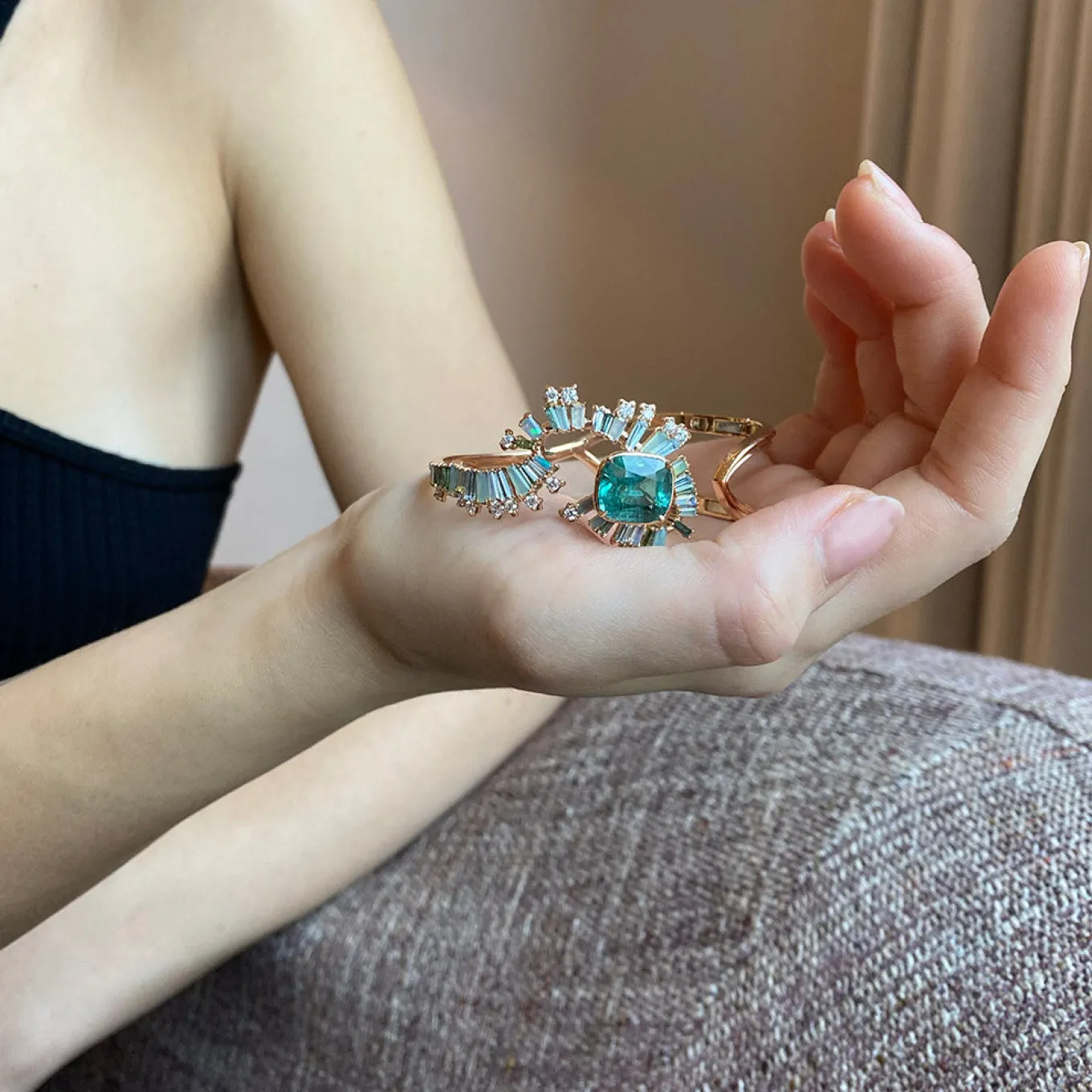 solitaire_fray_open_cuff__2.webp Solitaire Fray Open Cuff Bracelet