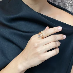 Swoop Band Ring