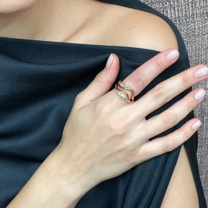 Swoop Side Ruched Ring - Diamond