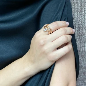 Twist and Half Moon Ring - Diamond