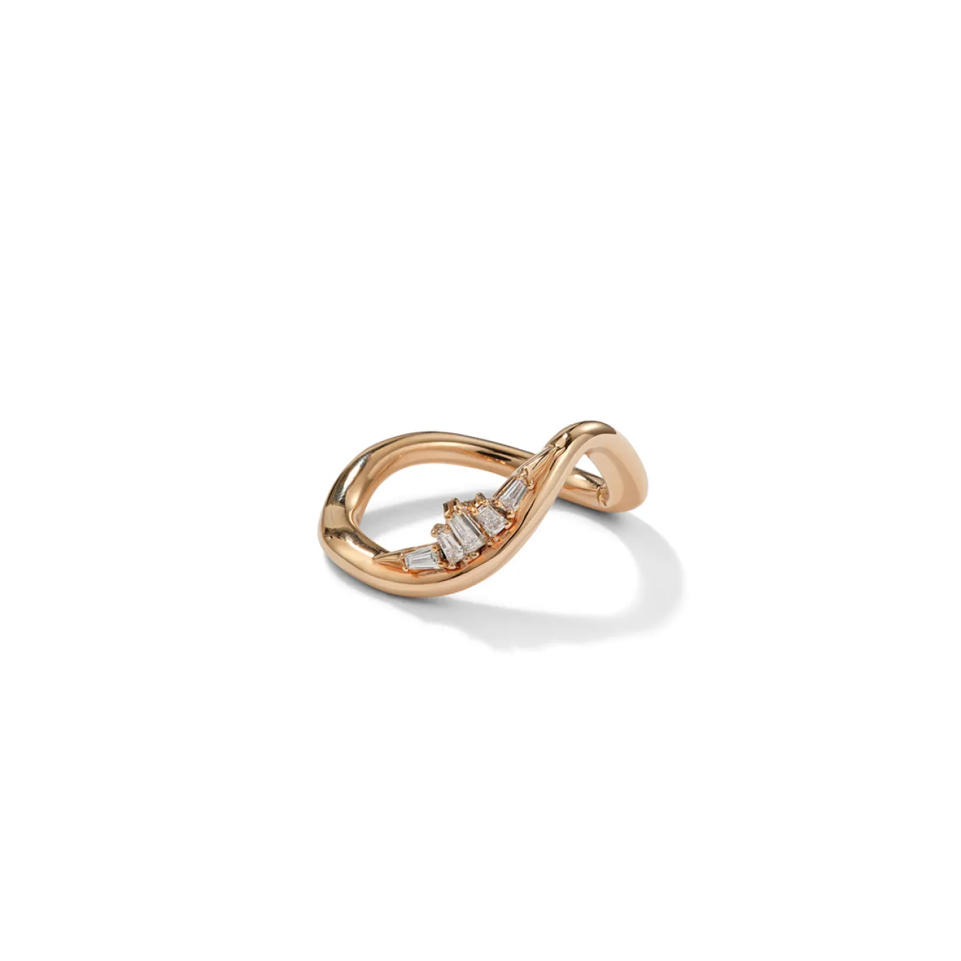twist_ruched_ring__diamon_0.webp Twist Ruched Ring - Diamond