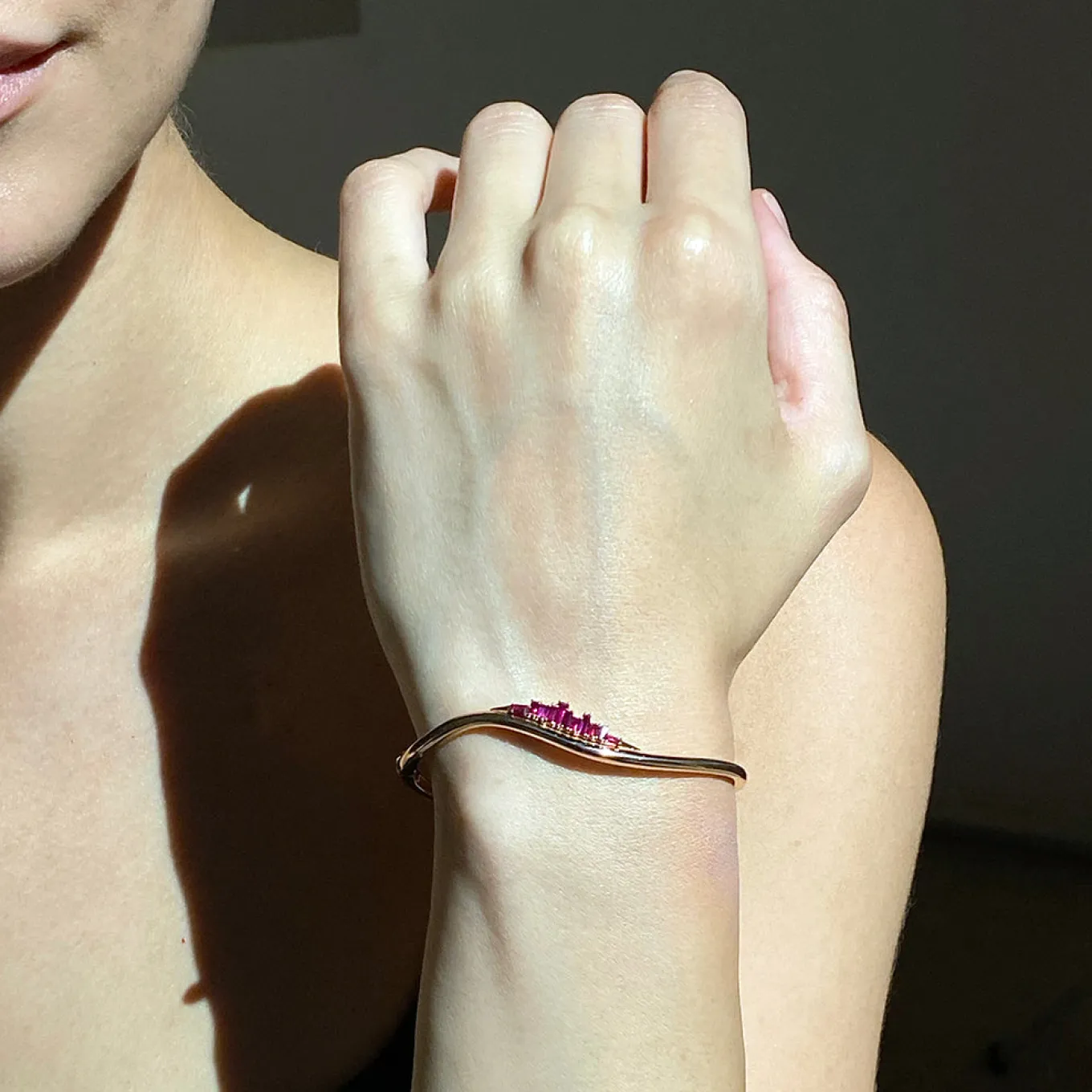 twisted_ruched_cuff_brace_1-1.webp Twisted Ruched Cuff Bracelet - Ruby